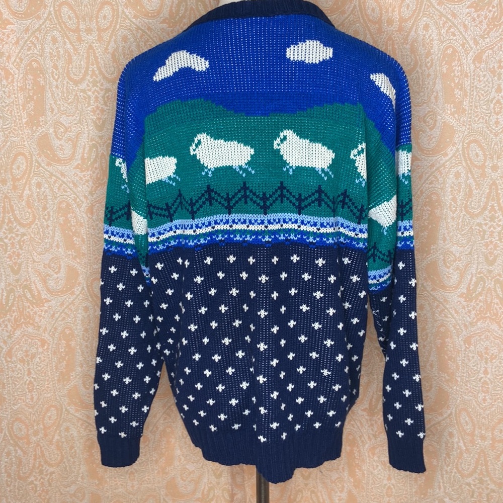 Vintage knit sweater sheep clouds pattern size large - Picture 7 of 11